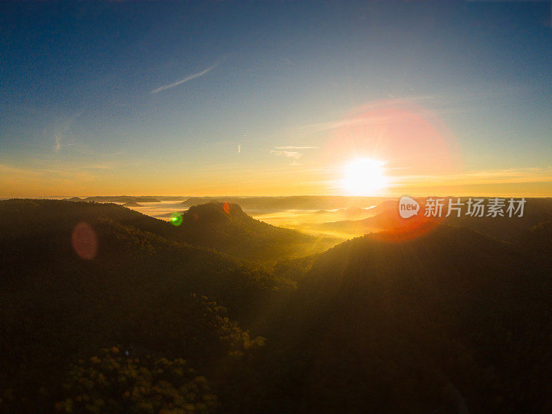 阿巴拉契亚荒野日出