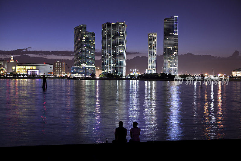 迈阿密，佛罗里达的夜景