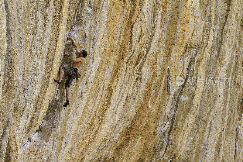 男性Rockclimber