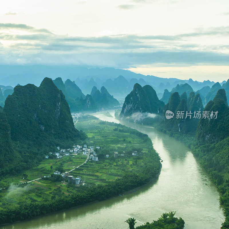 中国桂林梅西尔山景