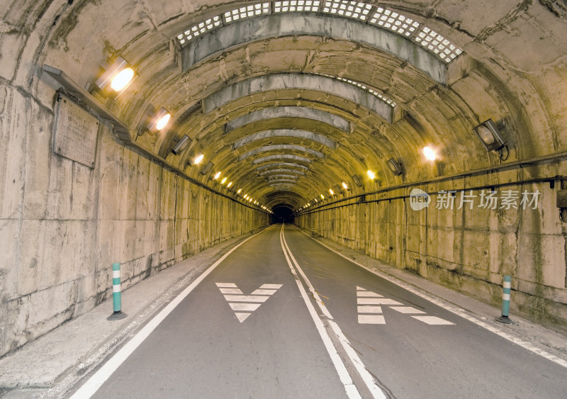 贝尔萨隧道(西班牙)