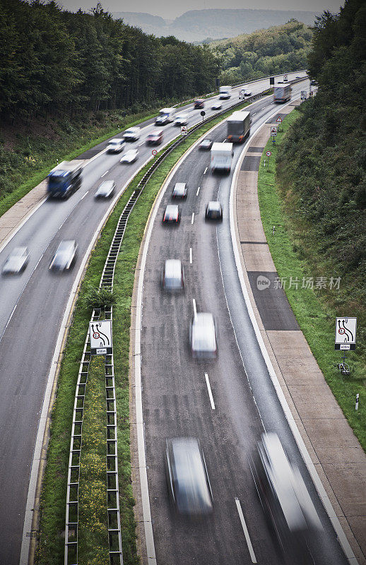 德国号公路的交通情况。A3