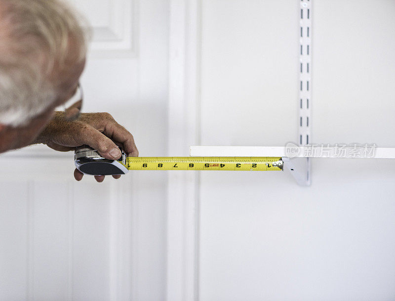 家居改善和DIY。采用卷尺测量，确保精度