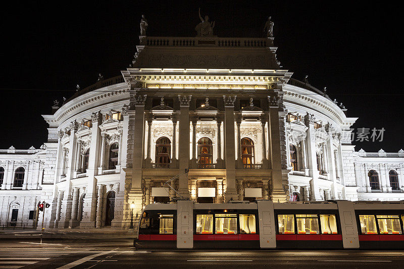 晚上Burgtheater。奥地利的维也纳