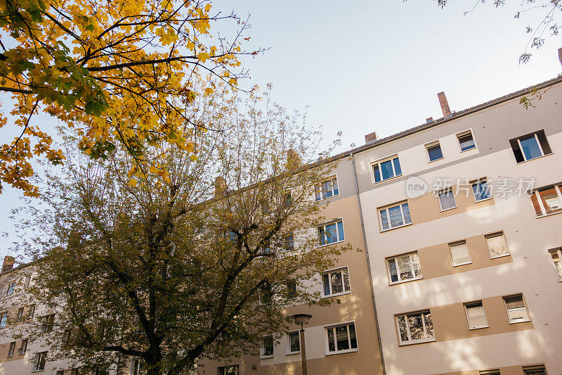 典型的柏林秋天的房子