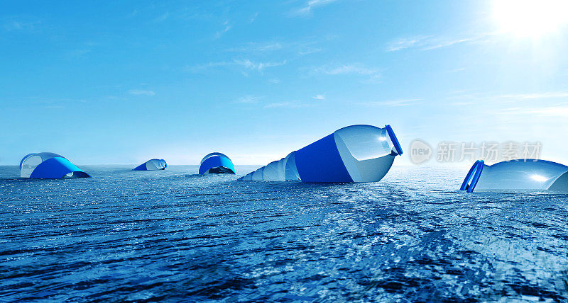 塑料瓶漂浮在海洋中，污染了海洋中的水