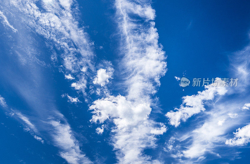 蓝天上美丽的云彩