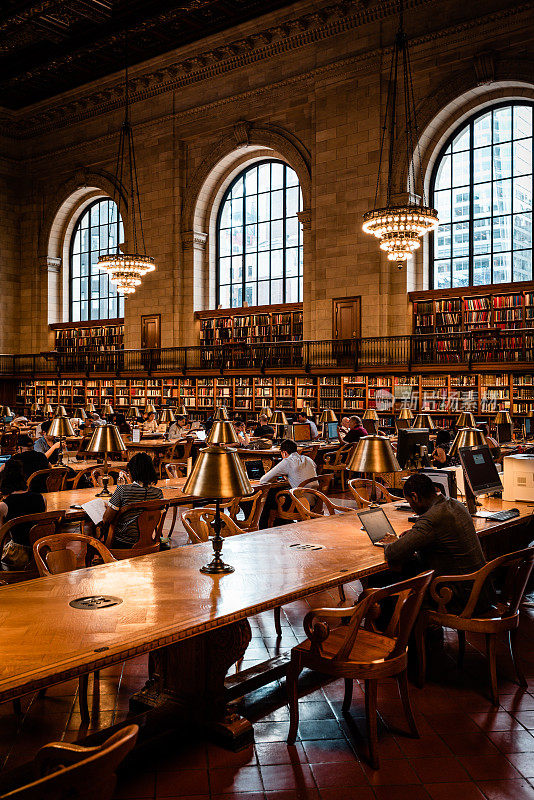 纽约图书馆阅览室