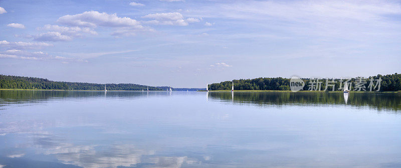 在波兰度假-航行在马苏里亚，一个有一千个湖的土地