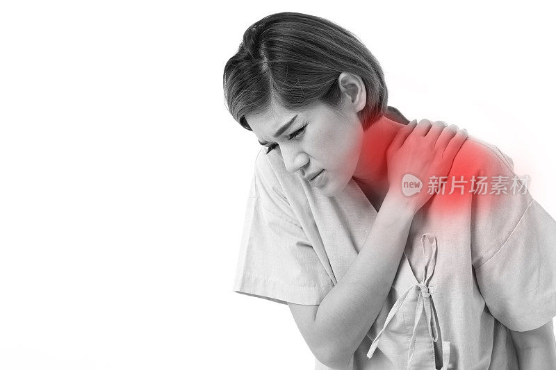 女性肩膀或颈部疼痛、僵硬、受伤
