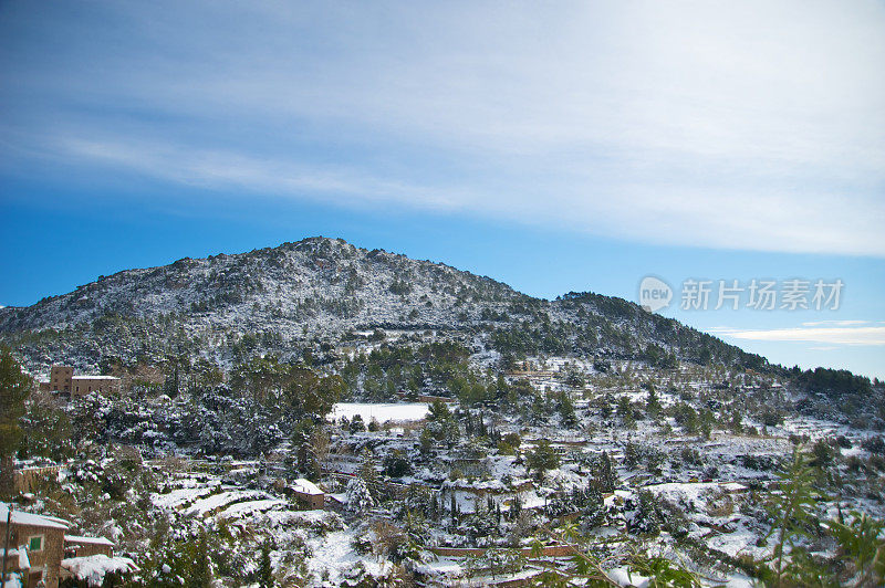 雪在马略卡岛