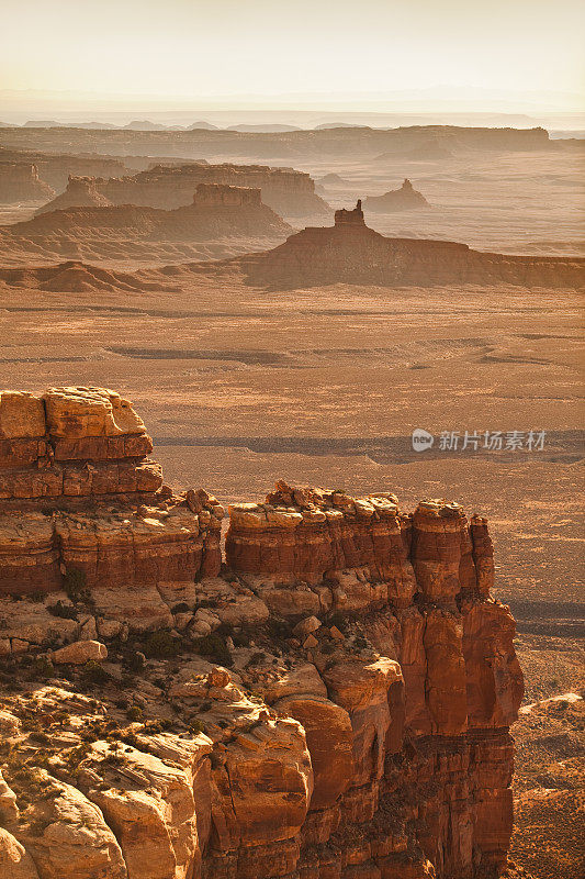 山水观景谷众神