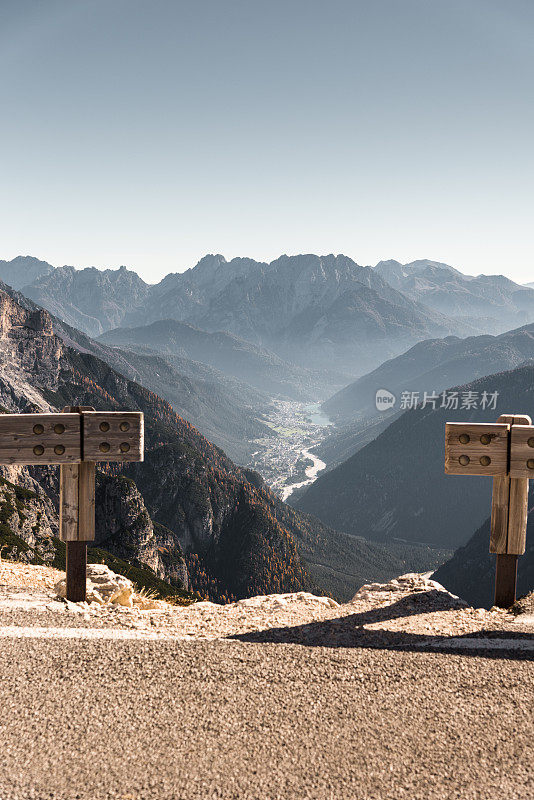 奥隆佐迪卡多尔在阿尔卑斯山的地标景观