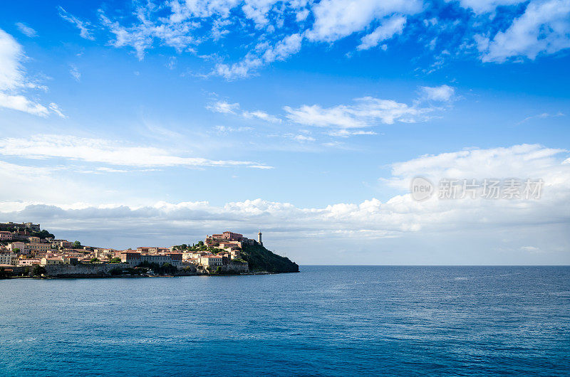 到达意大利托斯卡纳的厄尔巴岛的Portoferraio