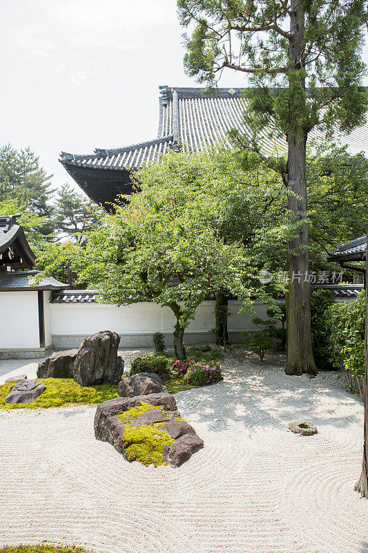 日本京都百库曼本细寺的禅宗花园