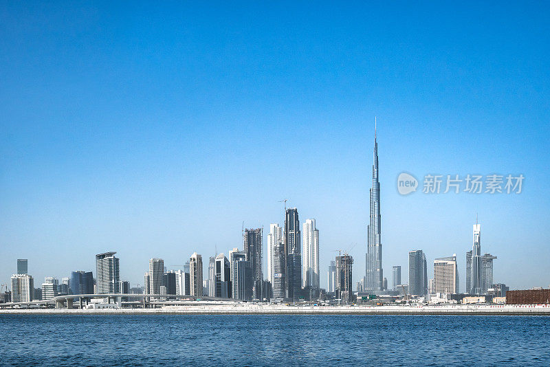 现代迪拜摩天大楼与哈利法塔