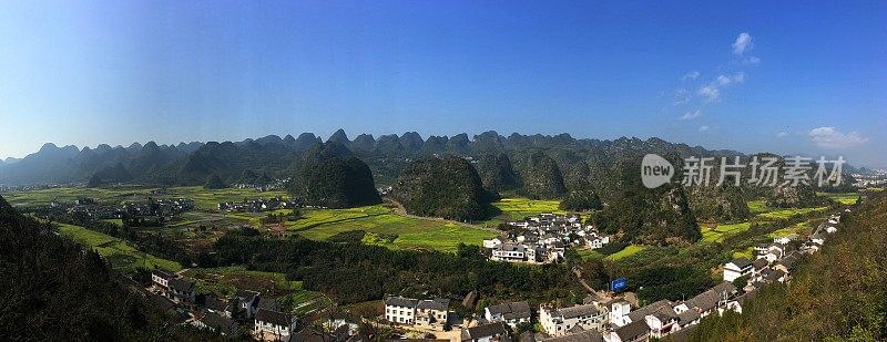 雄伟的峰林地貌——万峰林全景