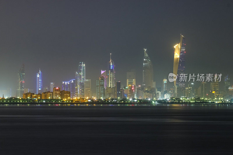 科威特天黑后