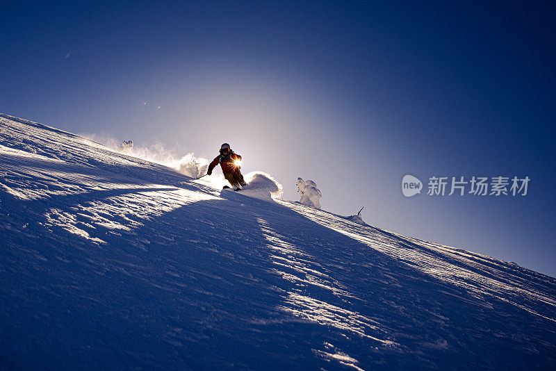 粉滑雪