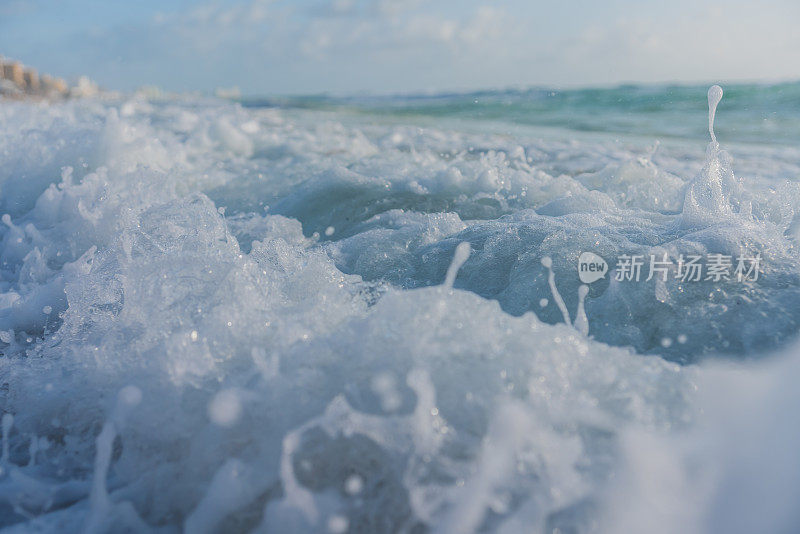 水从海浪形成