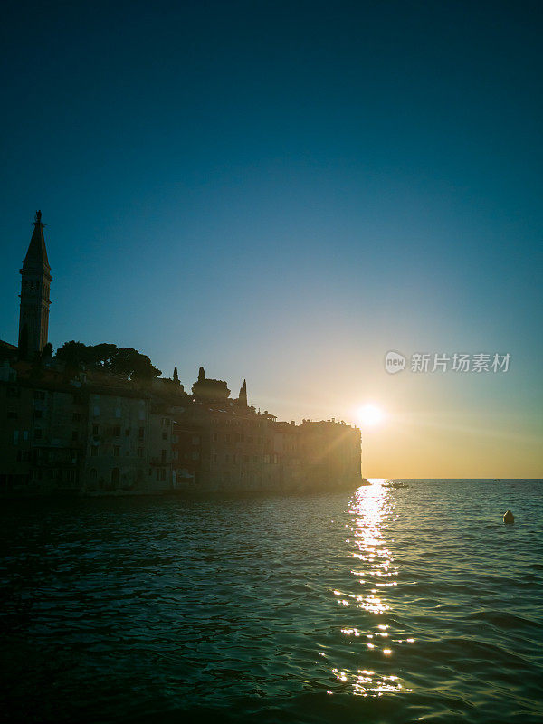 日落在Rovinj