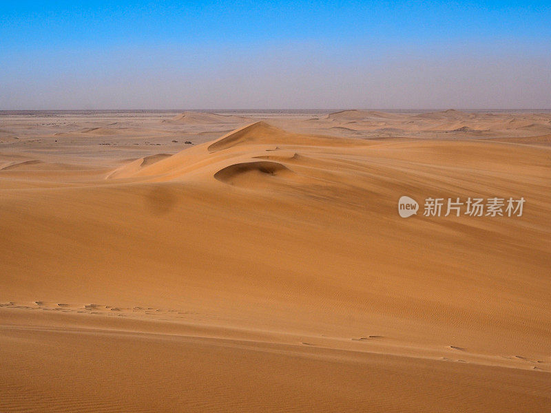 斯瓦科普蒙德附近的沙漠景观