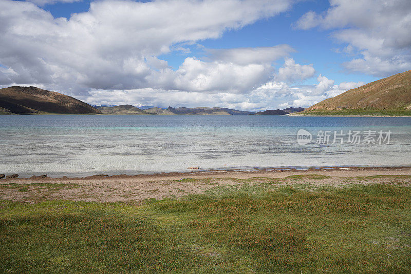 中国西藏的湖景