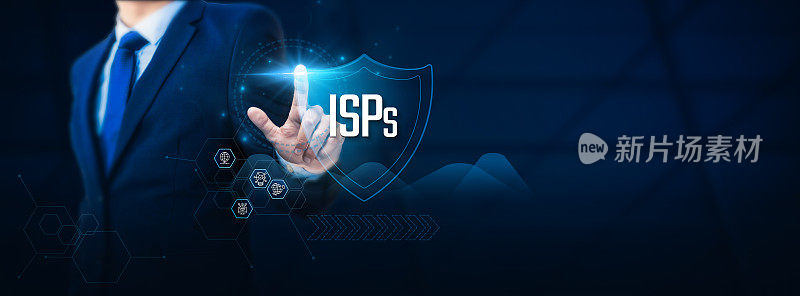商人用手触摸象征互联网保护和安全的盾牌。这个概念围绕着保护互联网服务提供商(isp)