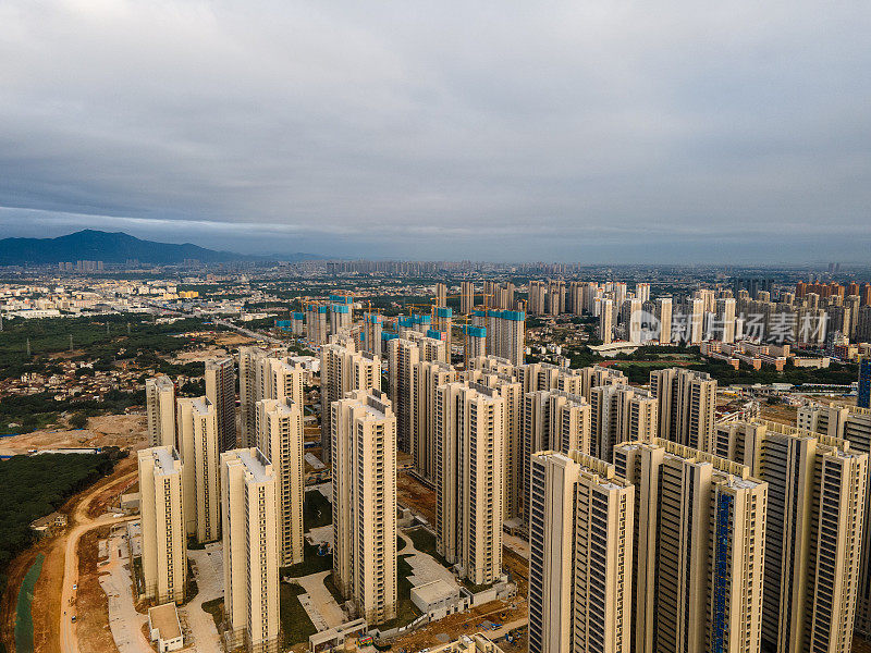 正在施工的住宅大厦鸟瞰图