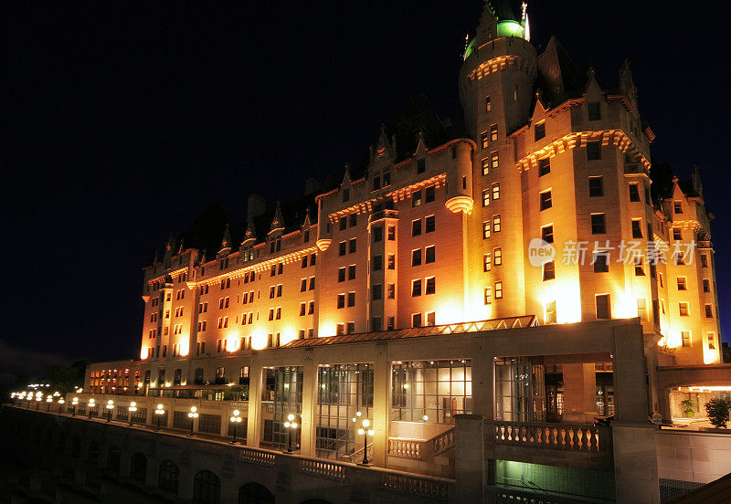 渥太华城劳里埃城堡酒店