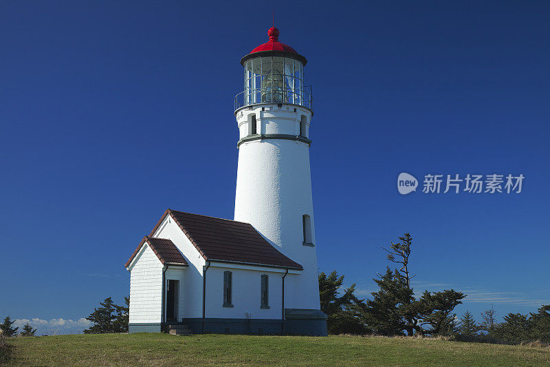 位于俄勒冈州太平洋海岸的布兰科角灯塔