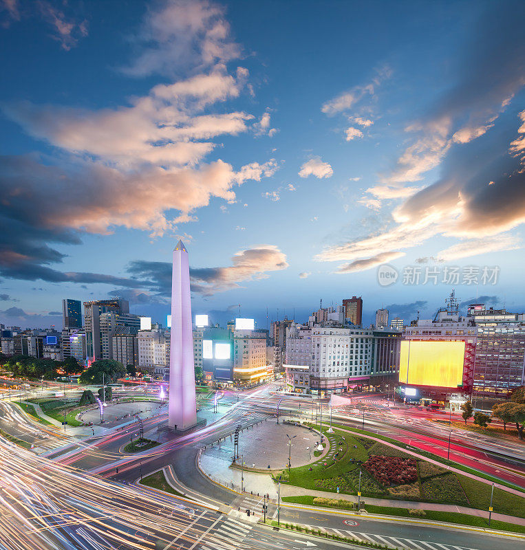 阿根廷布宜诺斯艾利斯市中心黎明高峰时刻