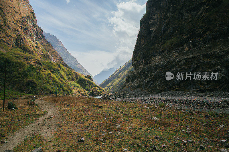 安纳普尔纳峰电路