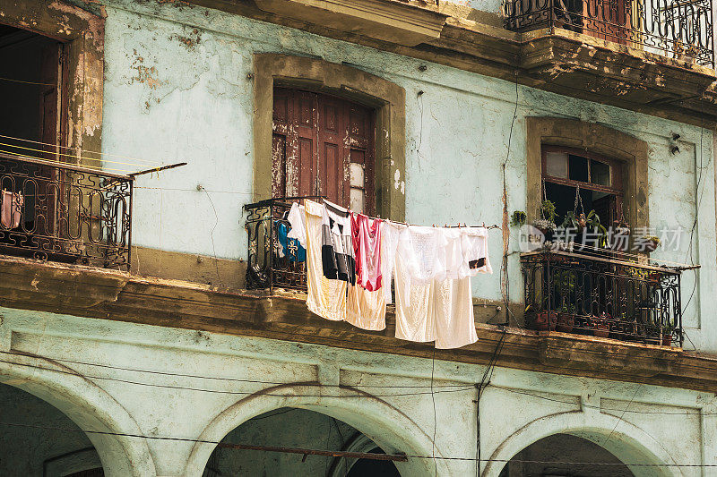 古巴老哈瓦那的阳台