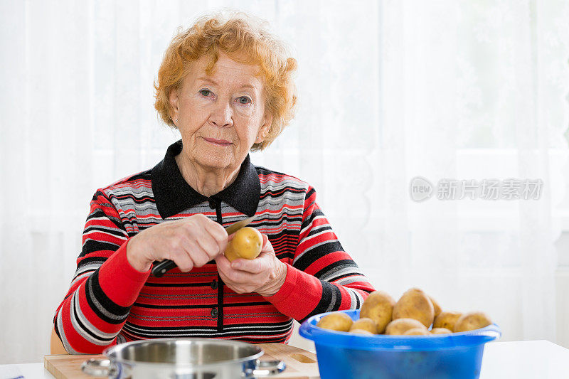 高级的女人做饭