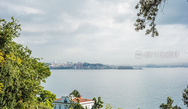 波西利波山的那不勒斯景色