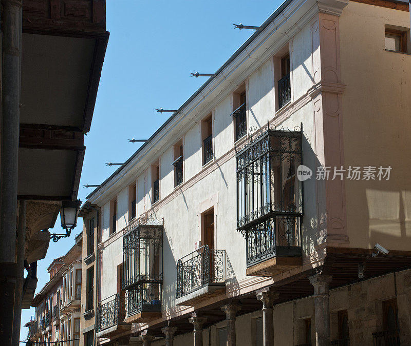 古老城市的街道(阿兰达德杜埃罗-西班牙)