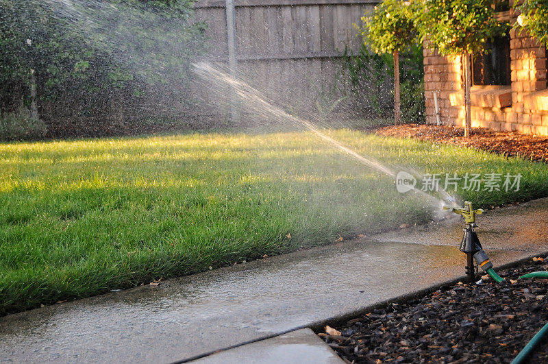 小区草坪洒水喷头