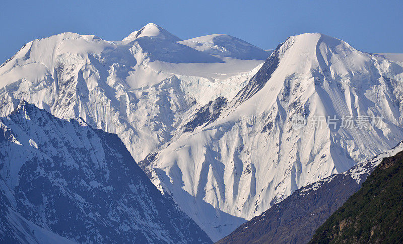 美国阿拉斯加的Chugach山