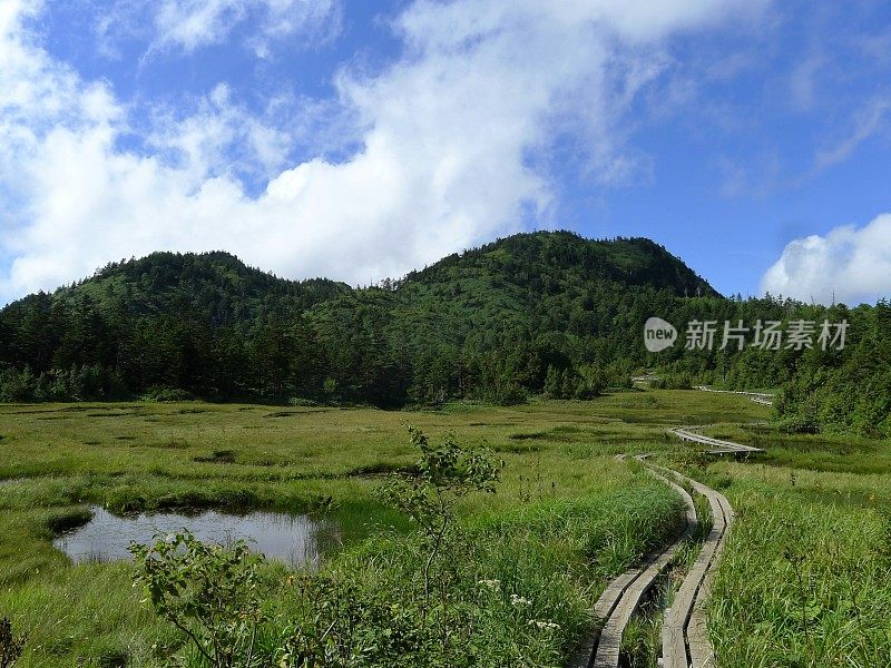 志贺高地(日本上心越国家公园志贺山)