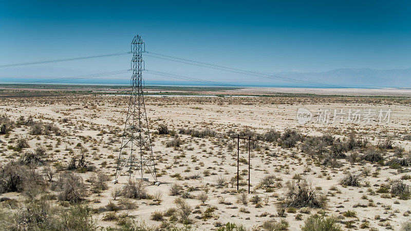 加利福尼亚科罗拉多沙漠的电线