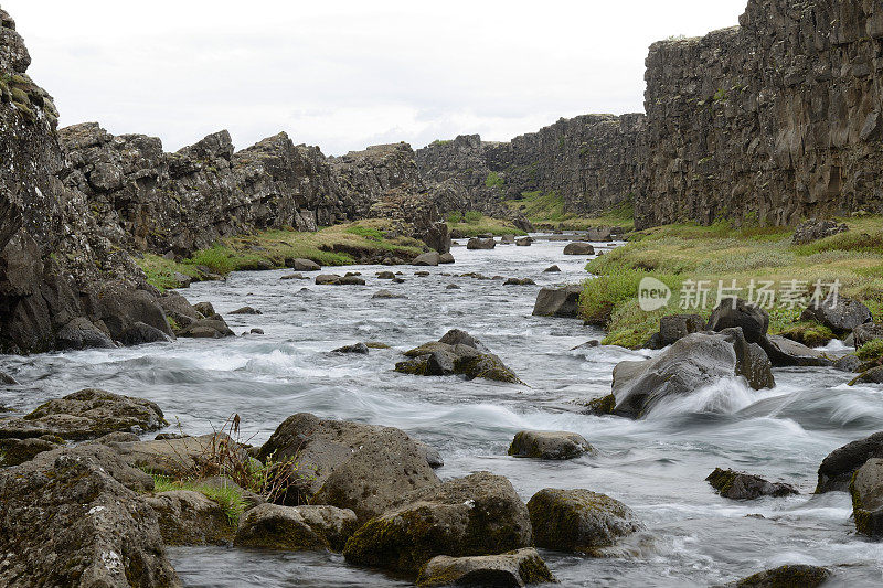 平维利尔国家公园的Oxararfoss风景