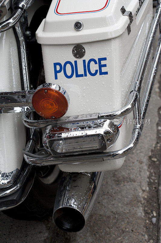 加拿大警方摩托车
