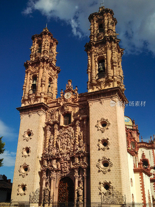 墨西哥塔斯科市圣普瑞斯卡大教堂