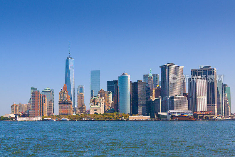 纽约天际线与世界贸易中心，曼哈顿下城。