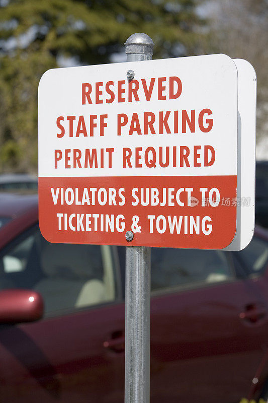 预留作职员泊车许可证所需标志之用