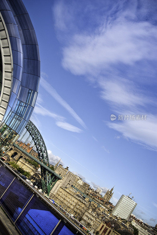 泰恩桥和码头，角度抽象HDR图像，纽卡斯尔，英国