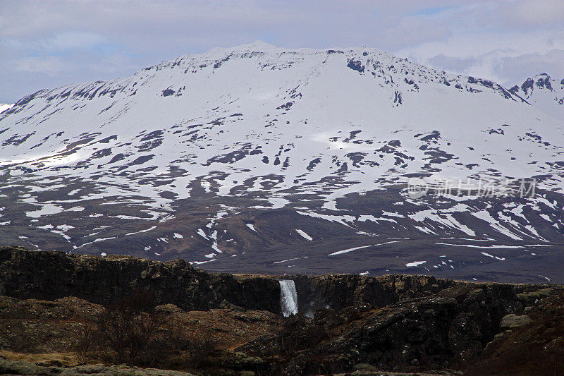 冰岛:?xarárfoss瀑布在?ingvellir