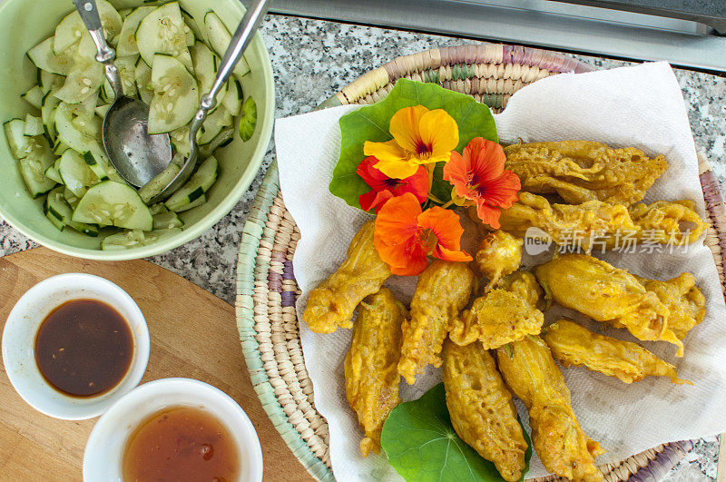 油炸西葫芦花准备