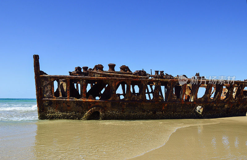 昆士兰弗雷泽岛的Maheno沉船。